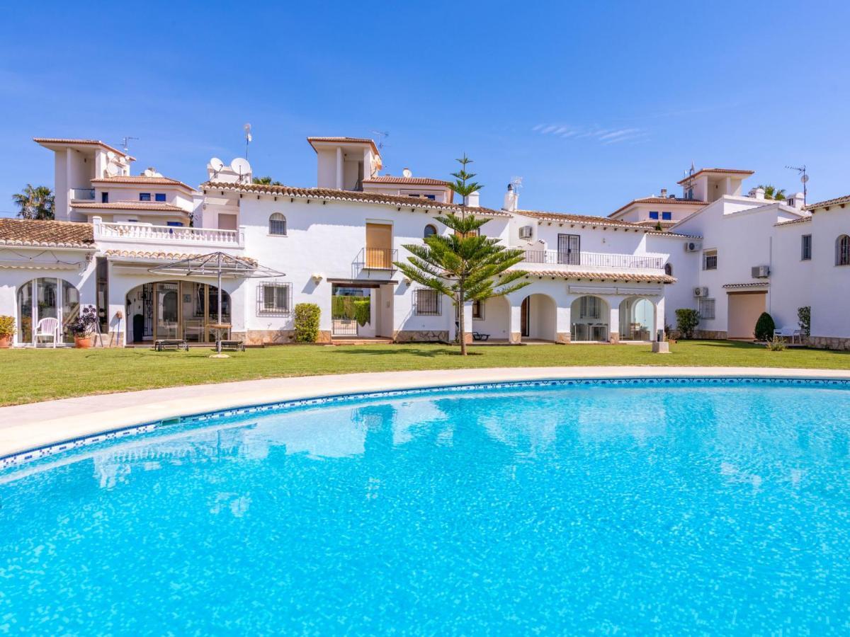 Holiday Pueblo Andaluz