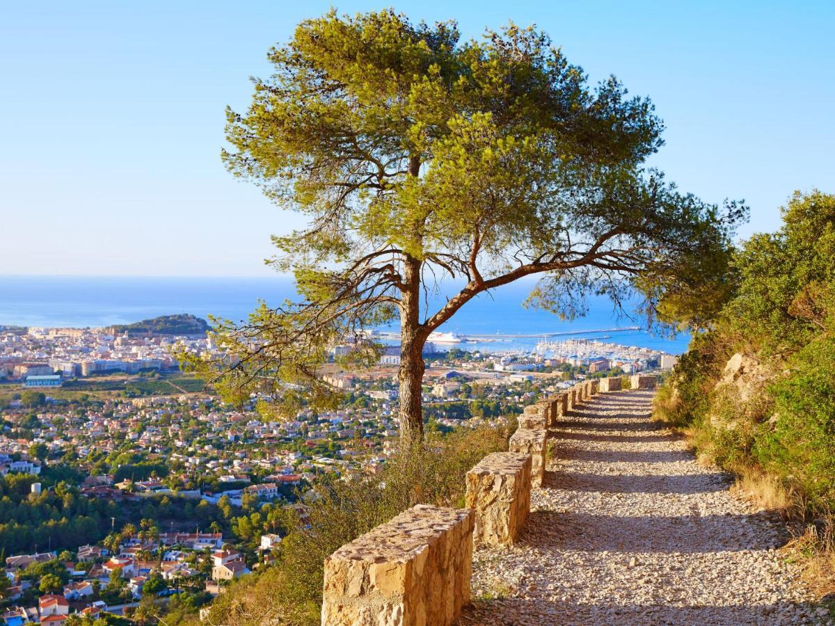Holiday Pueblo Andaluz
